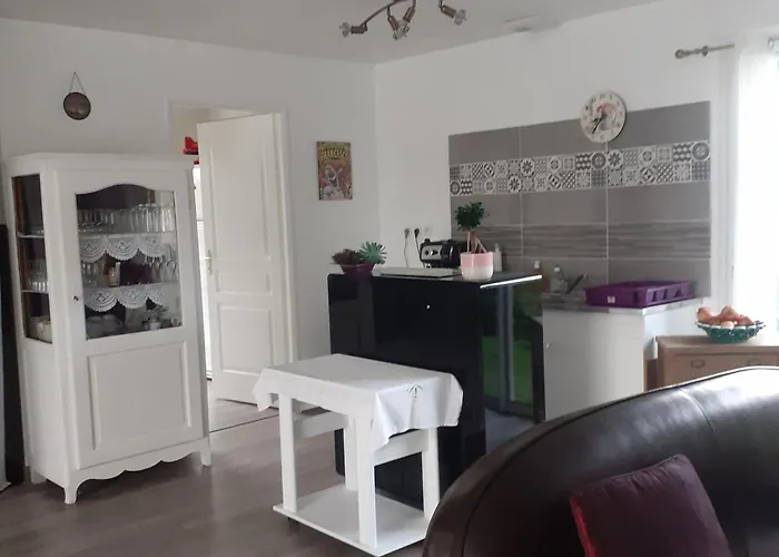 Holiday home Au Rosier De Franck Mesnil-Raoul